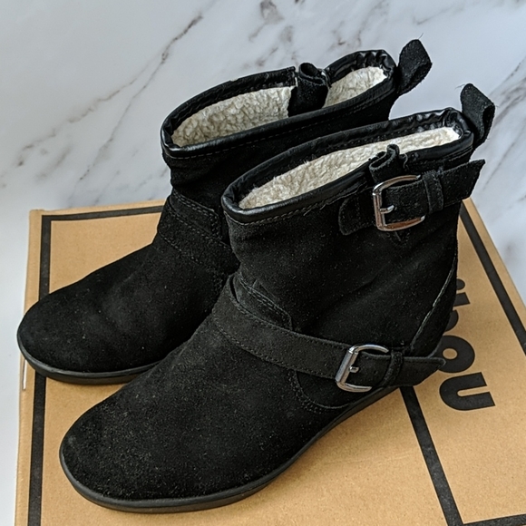 hibou Krysil Hidden Wedge Booties - Picture 7 of 11